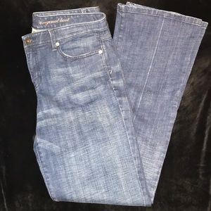 Women’s Ann Taylor loft jeans size 8